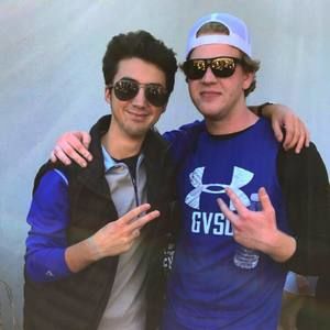 Meet your Posher, Everett